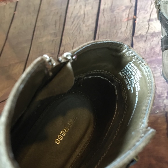 Express Booties - Picture 4 of 4